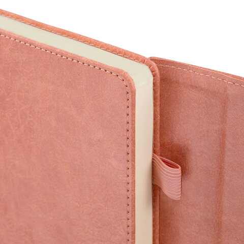 Ежедневник датированный 2026, А5, 145х213 мм, BRAUBERG "Jacket", под кожу, клапан, держатель, розовый, 117400 - МСК «Форвард»