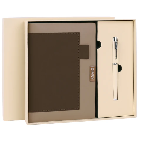 Ежедневник в наборе с ручкой А5, 144x210 мм, BRAUBERG "Style" под кожу, 160 листов, бежевый, 116861 - МСК «Форвард»