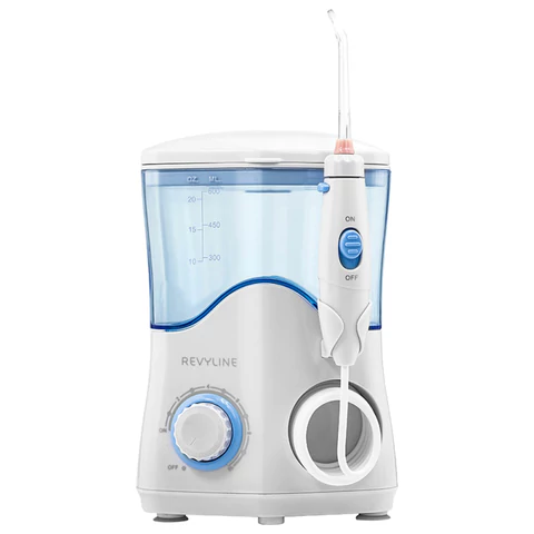 Ирригатор для полости рта REVYLINE RL 100, стационарный, емкость резервуара 0,6 л, 7 насадок, белый 456551