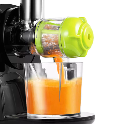 Соковыжималка шнековая KITFORT KT-1111-1, 150 Вт, функция реверс, контейнер для сока 0,6 л, черная, КТ-1111-1 458179 - МСК «Форвард»