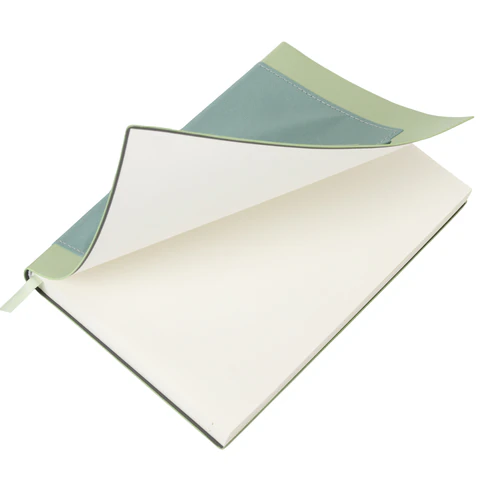 Ежедневник в наборе с ручкой А5, 144x210 мм, BRAUBERG "Style" под кожу, 160 листов, зелёный, 116863 - МСК «Форвард»