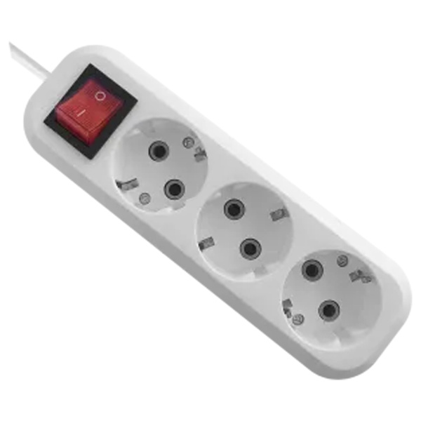 Удлинитель Defender L330 3 розетки, с заземлением, выключатель, 1.5м, белый 99356 393907 - МСК «Форвард»